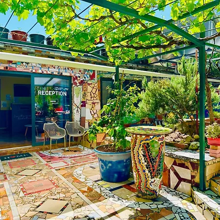 Art & Joy Hostal Pula