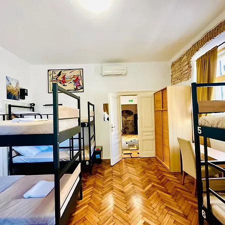 Art & Joy * Πούλα