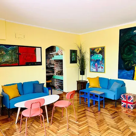 Art & Joy Hostel *