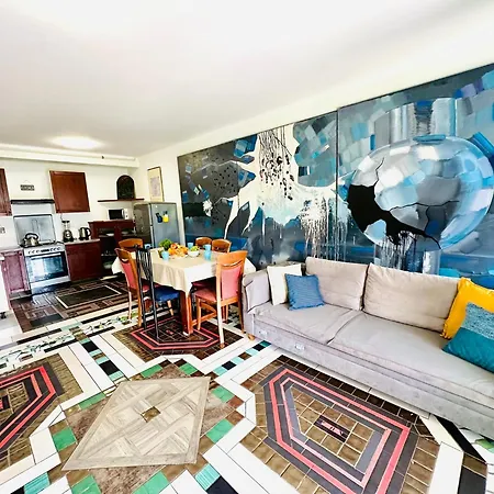 Art & Joy Vandrarhem Pula