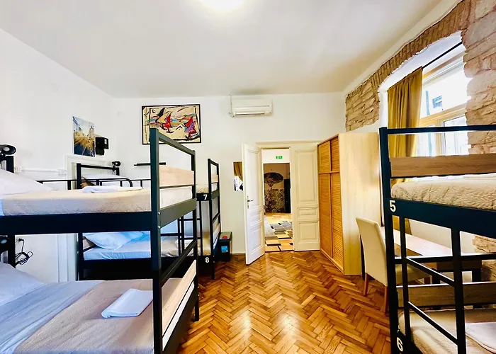 Art & Joy * Πούλα