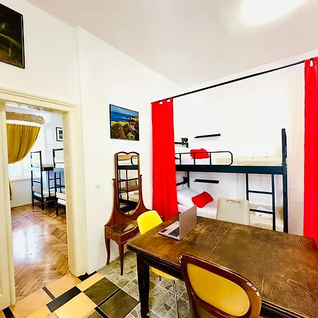 Hostel Art & Joy Pula