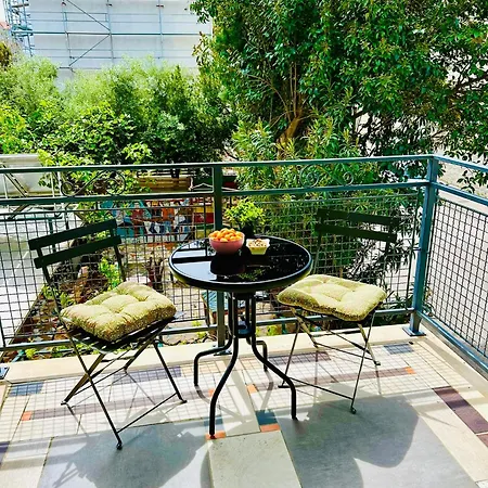 Art & Joy ホステル